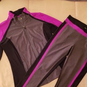 Active wear leggings and jacket